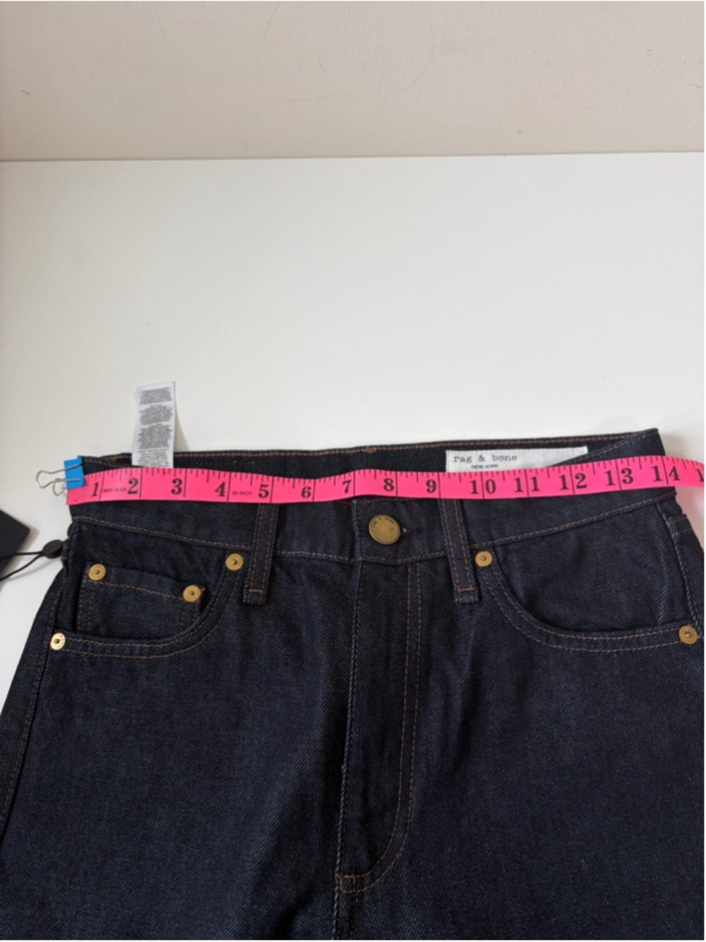 Rag & Bone Shea Ankle Relaxed Straight Jeans
Lightweight Rigid in Twilight Rinse - Picture 11 of 15